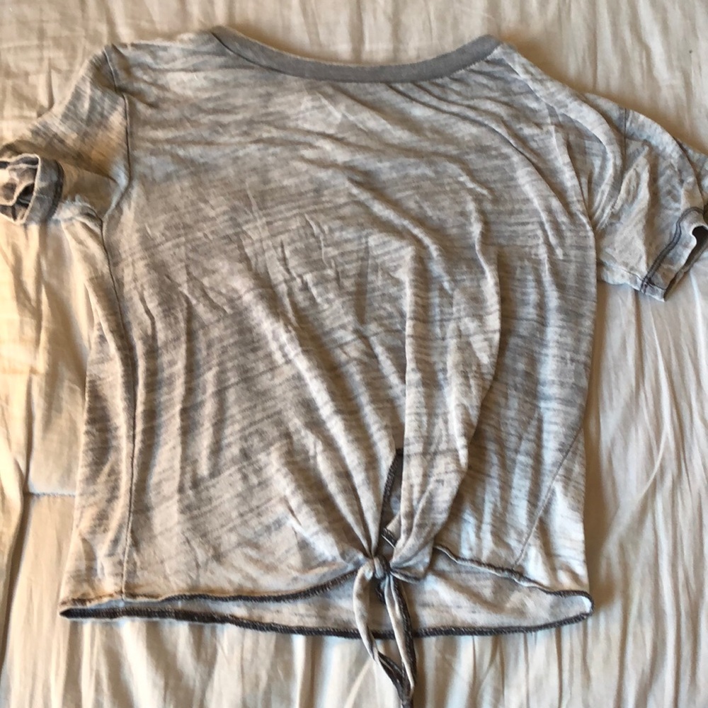 A grey short sleeve tee!